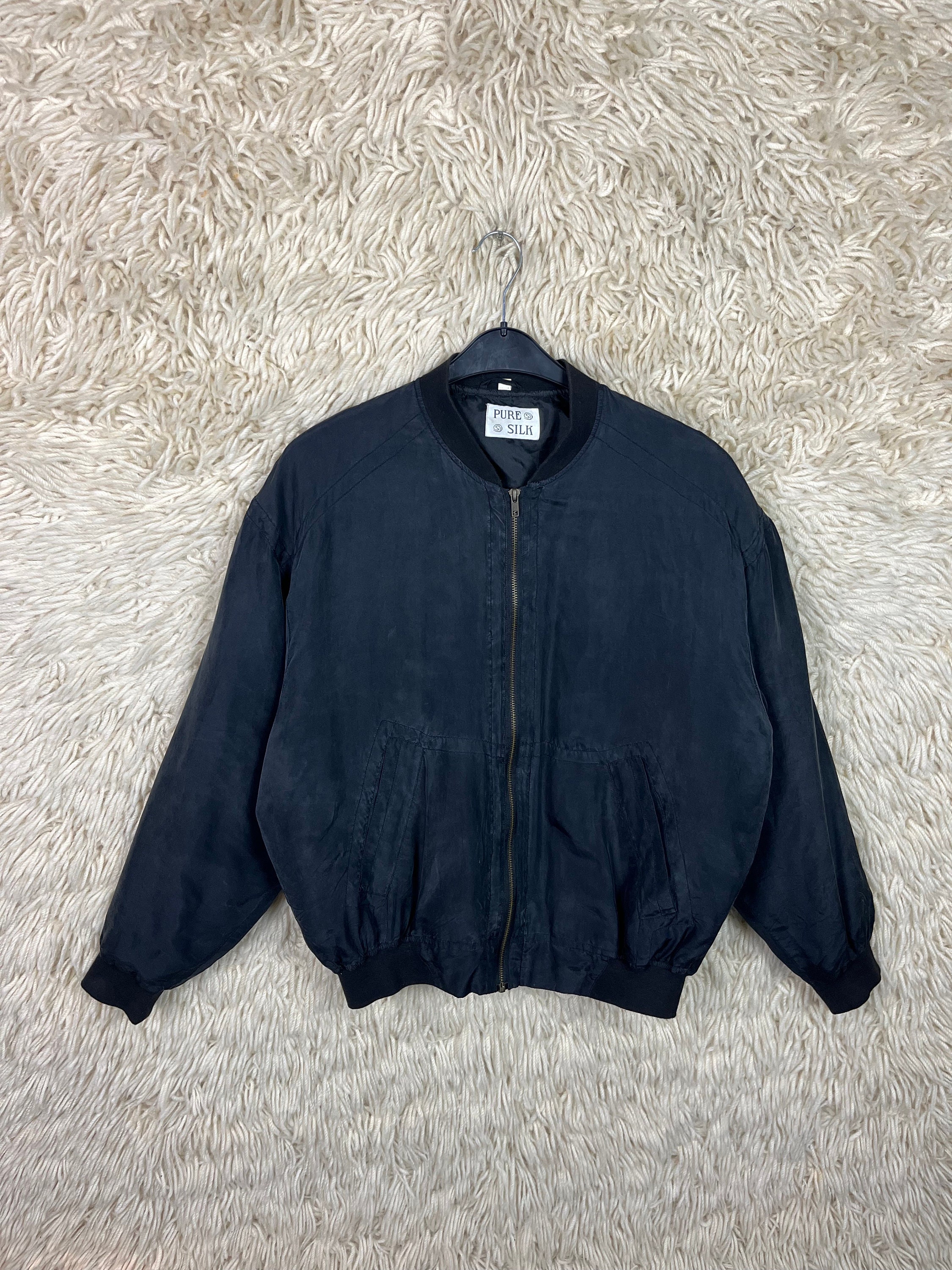 80-90s Vintage　Silk Bomber Jacket MA-1 Vintage 80s Alpha Industries MA-1 Bomber Jacket: Embroidered US