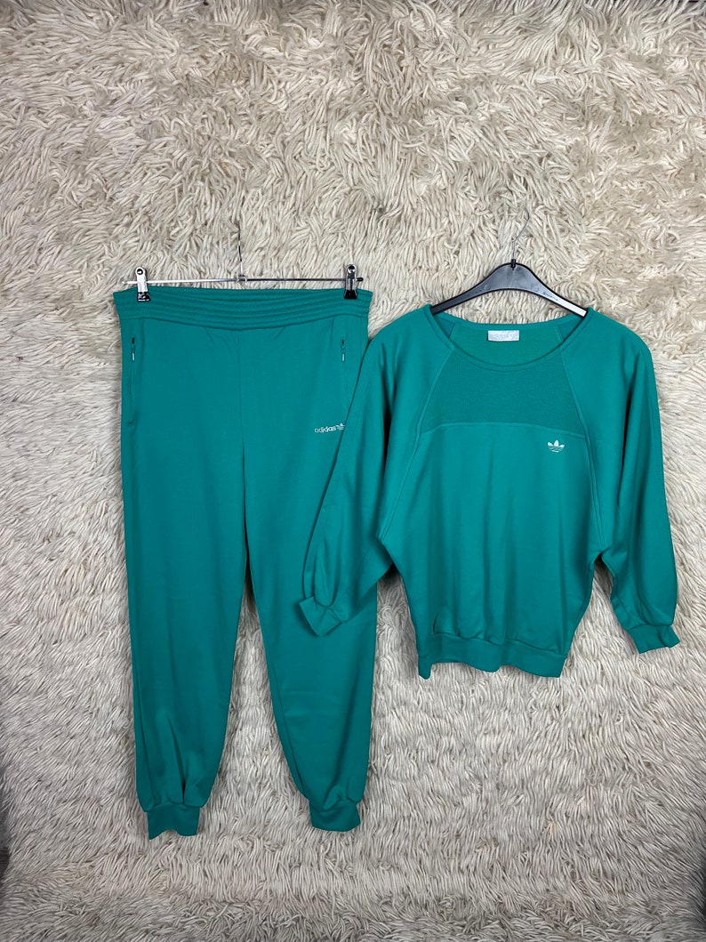 Vintage Adidas Women's Size S M 38 Sports Suit Sweatshirt Sweater