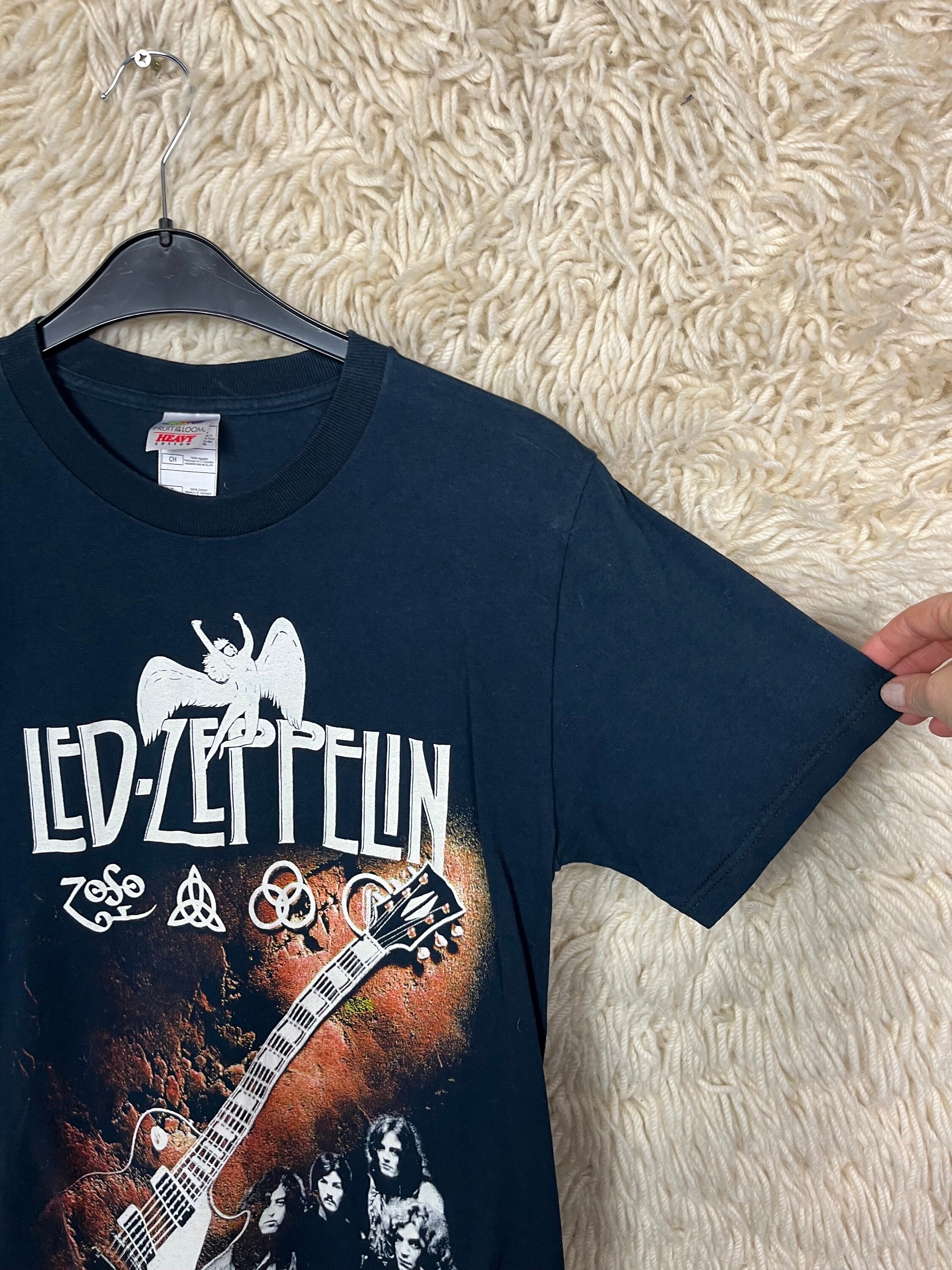 Vintage Led Zeppelin Fruit of the Loom T-shirt Size S - M Vintage Led Zeppelin Fruit of the Loom T-shirt Size S - M