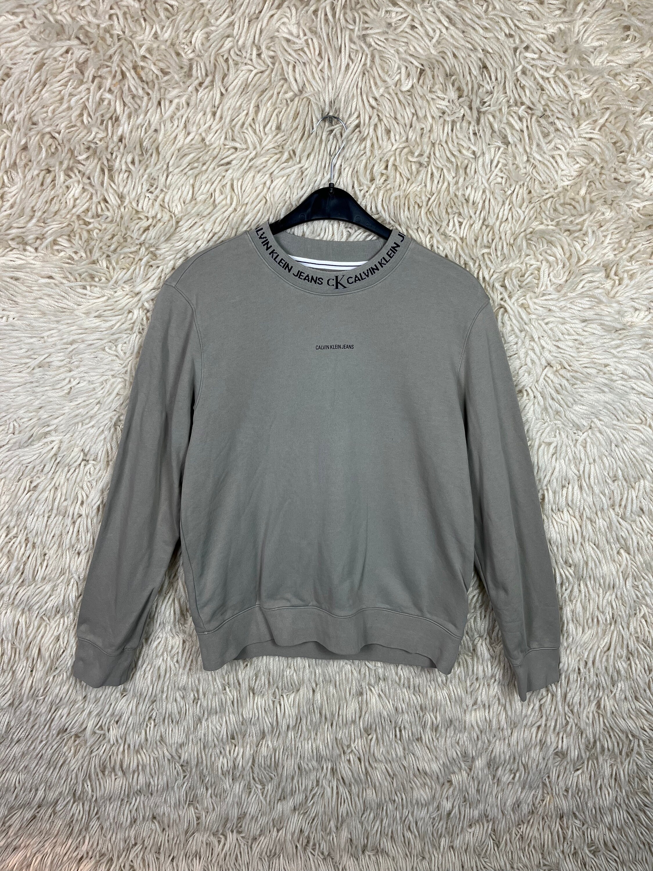 Calvin klein jeans sweatshirt sales