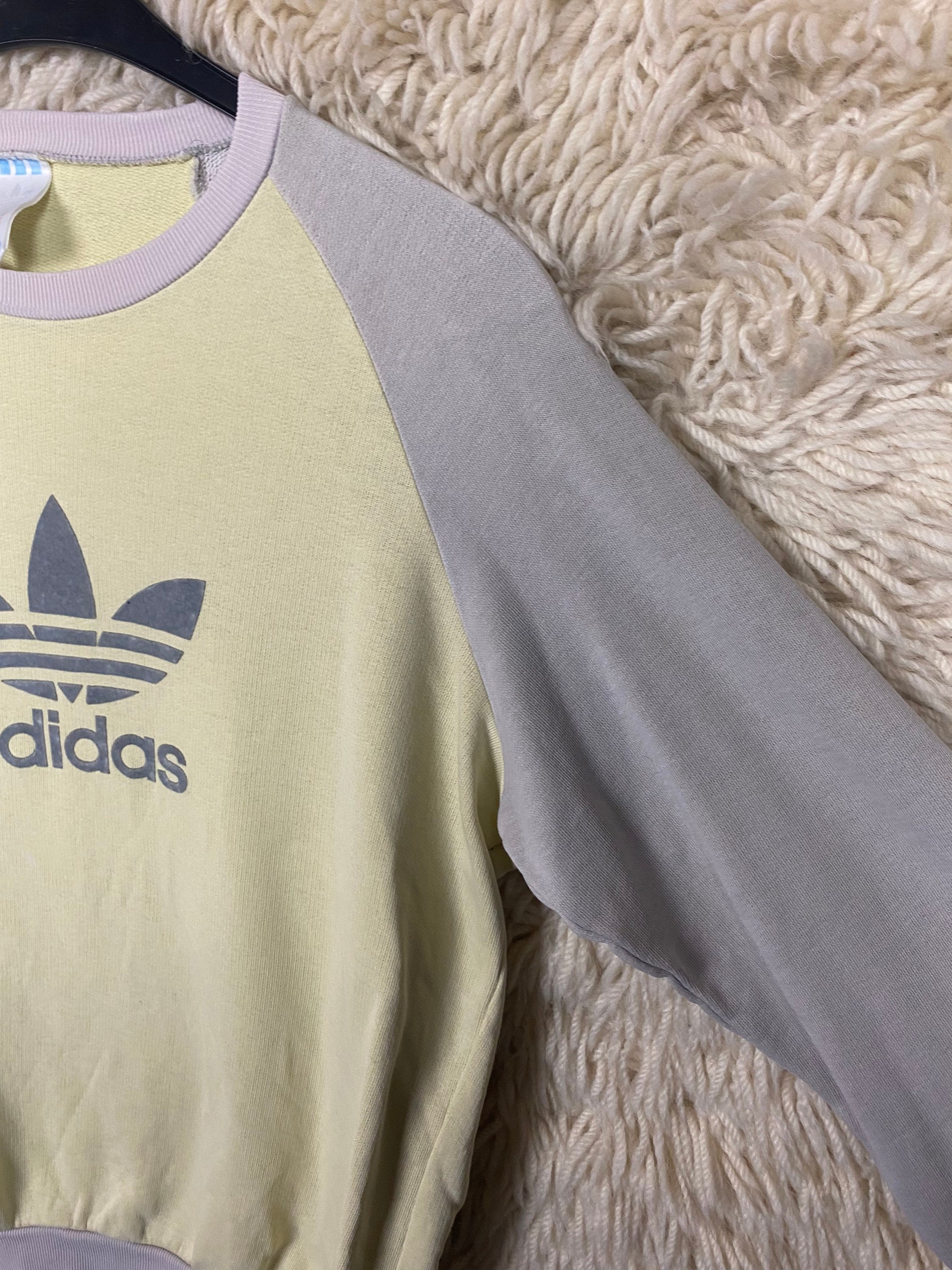 Adidas grey and gold cheap sweatshirt