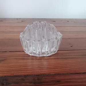 Vintage Blumenfrosch, Glasblumenfrosch, 19 Loch Frosch