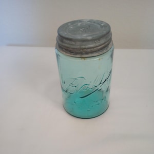 Vintage Ball Pint Jar w/Zinc Lid and buttons, ball caning jar, storage jar