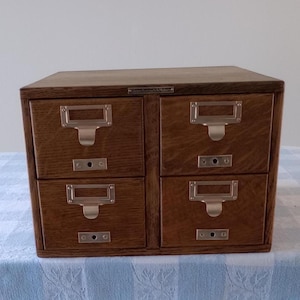 Vintage Bibliotheksbox, Bibliotheksbüro Sole Makers, Bibliotheksbox mit 4 Schubladen