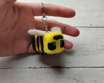 Bee Needlefelt Keychain