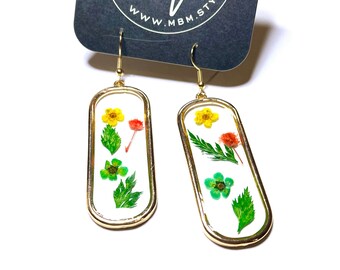 Rounded rectangle brass resin and pressed flower earrings