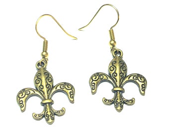 Etched fleur de lis dangle earrings (bronze & silver)
