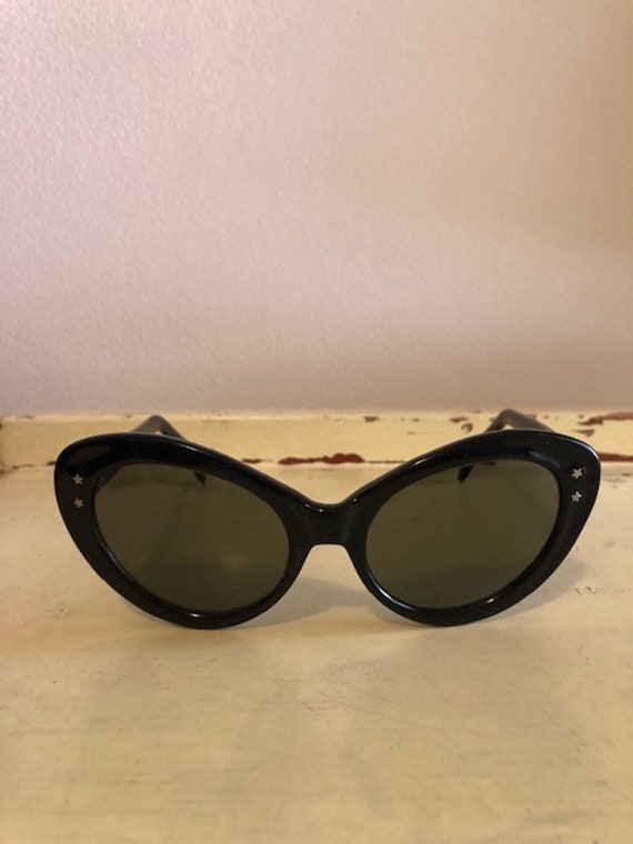 Sunmodes Cat Eye Sunglasses