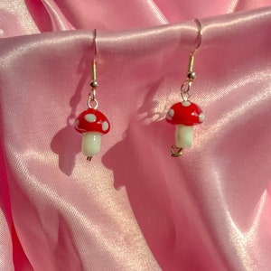 Mushroom earrings (hypoallergenic)