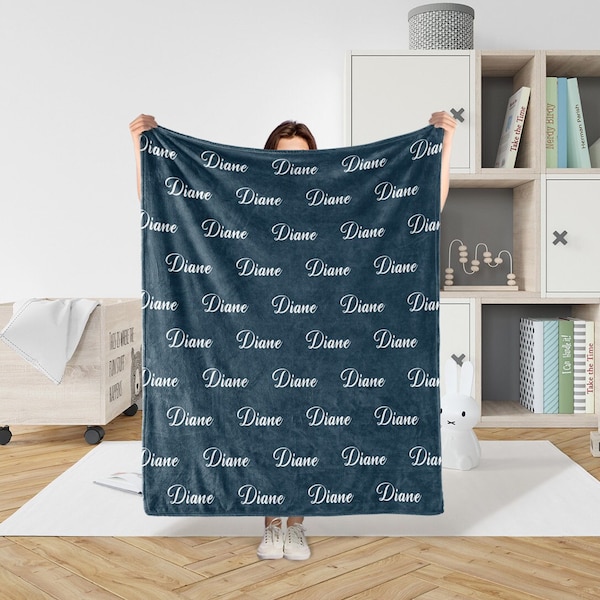 Personalisierte Decke mit Namen, Minky Decke für Baby Erwachsene Freunde Frau Brautjungfern Haustiere, Multi Size Farbe Monogramm Decke, Geschenk für Kinder