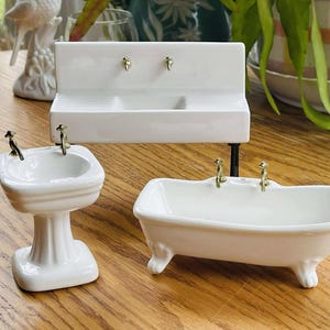 3 Pc Vintage Porcelain Miniature Claw Foot Bath Tub Pedestal Bathroom Sink Farmhouse Sink Doll House Furniture Collectible Made in Japan