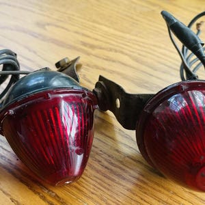 2 Antique Ford Automobile Tail Lights Replacement Car Parts