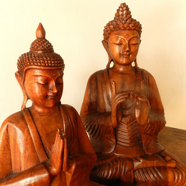 Buddha, handgeschnitzt aus Mahagonyholz, Buddhastatue aus Holz, Holzbuddha,Buddhismus, religiöse Statue, Meditation