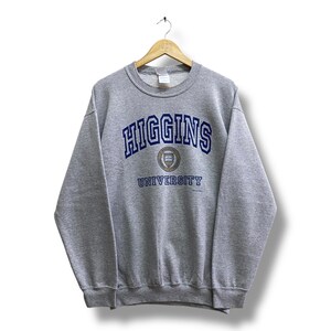 Vintage Y2K Higgins University Grey Sweatshirt MEDIUM Higgins Crewneck Higgins Sweater Pullover Print Logo Higgins University Jumper