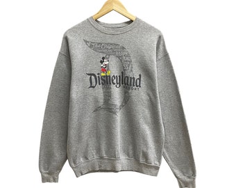 Vintage Disneyland Mickey Mouse Grey Sweatshirt Medium Retro Classic Disney Character Pullover Cozy Streetwear Printed  Jumper Size M