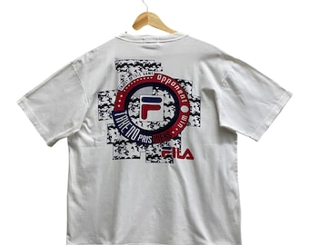 Vintage 90's Fila Biela Italia camiseta blanca MEDIUM Fila Biella Italia Crewneck Fila Biella suéter jersey estampado logo Fila Sports Jumper