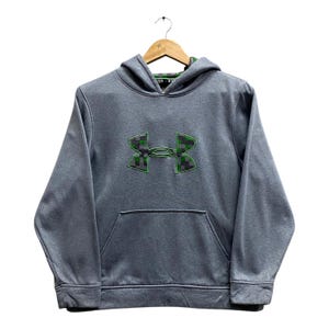 Vintage Y2K Under Armour Grey Hoodie Kids LARGE Under Armour Crewneck Under Armour Sweater Spell Out Embroidered Logo Under Armour Jumper