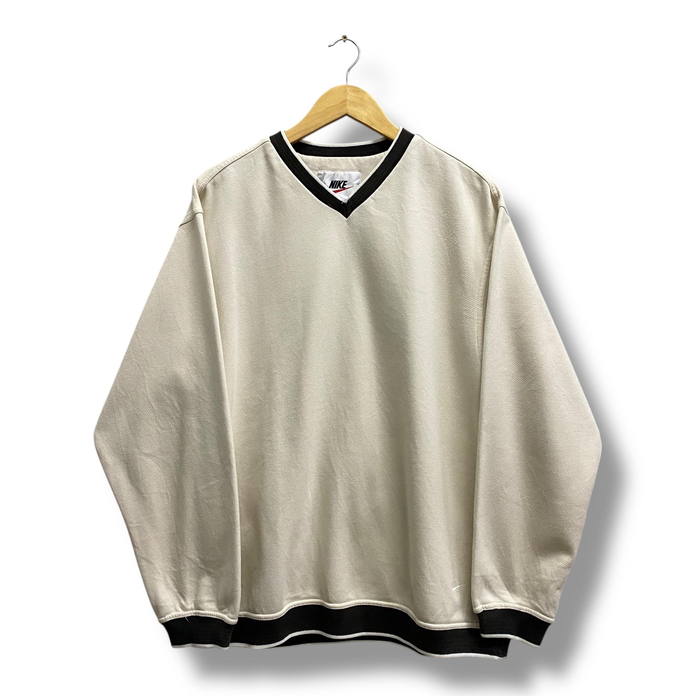 NIKE Ｖneck knit Nike Club V-Neck Sweater | Urban Outfitters