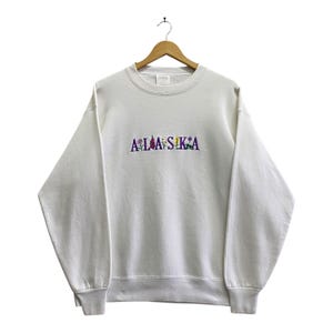 Vintage 90&#39;s Alaska White Sweatshirt LARGE Alaska Crewneck Alaska Wild Flower Sweater Pullover Streetwear Emnroidered Logo Alaska Jumper