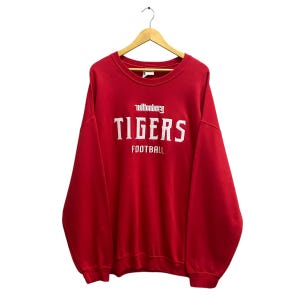 Vintage Wittenberg Tigers Futebol Vermelho Moletom Oversize XXLarge Wittenberg Crewneck Wittenberg Sweater Pullover Bordado Logotipo Jumper