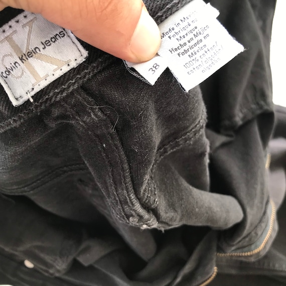 Vintage 90s Calvin Klein Relaxed Fit Tapered Leg Black Jeans Vintage 90s Calvin Klein Relaxed Fit Tapered Leg Black Jeans