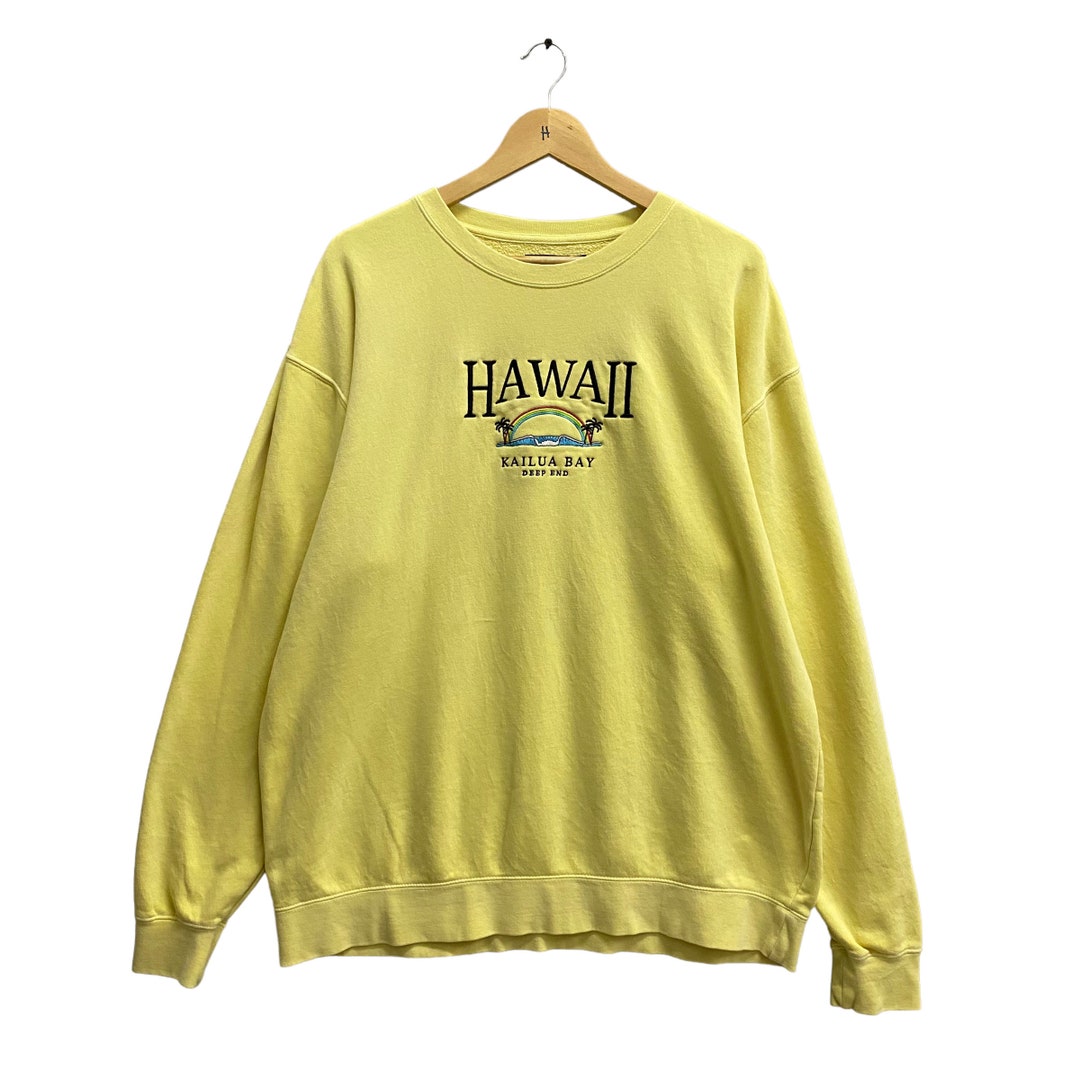 Vintage Hawaii Kailua Bay Yellow Sweatshirt Size Xlarge Hawaii
