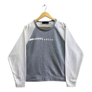 Vintage Y2K Under Armour Grey/White Crop Top XLARGE Under Armour Crewneck Under Armour Sweater Spell Out Print Logo Under Armour Jumper