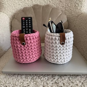 Soft eyeglass holder stand, crochet storage basket, sunglass holder, remote control holder, bedside organizer, glasses stand