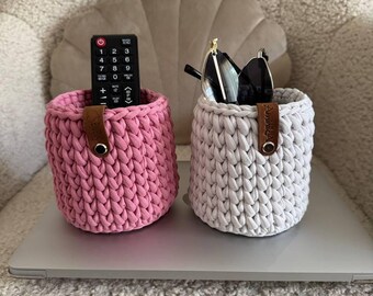 Soft eyeglass holder stand, crochet storage basket, sunglass holder, remote control holder, bedside organizer, glasses stand