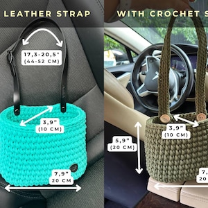 Pu&ograve; includere: Due organizer per auto all'uncinetto. Uno &egrave; turchese con un cinturino in pelle, l'altro &egrave; verde oliva con un cinturino all'uncinetto. Entrambi sono alti 20 cm, larghi 20 cm e profondi 10 cm.