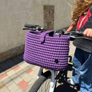 Bike crochet bag, bicycle accessories, handmade bike organizer, woven bike basket, sister gift, handlebar bag, storage basket