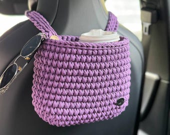 Cestino portaoggetti per auto all'uncinetto, accessori per auto, bidone della spazzatura per auto, decorazioni per auto carine per donne, cesto appeso per auto, elementi essenziali per l'auto, regalo per gli amanti dell'auto