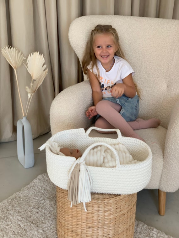 Ivory cute doll crib, crochet doll cradle, doll moses basket, toy bed with  bedding and stand, birthday gift for little girl, pretend play