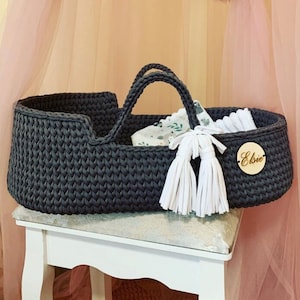 Cama para muñecas con ropa de cama, canasta porta juguetes, regalo de devolución de baby shower, canasta para muñecas, regalo de cumpleaños para niñas pequeñas