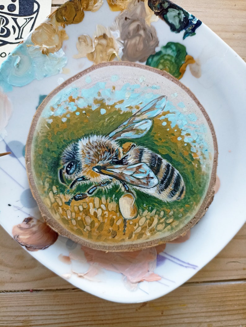 Honey Bee, Original Art on a Birch Wood Slice, Hand-painted Gift, Cute Souvenir image 2