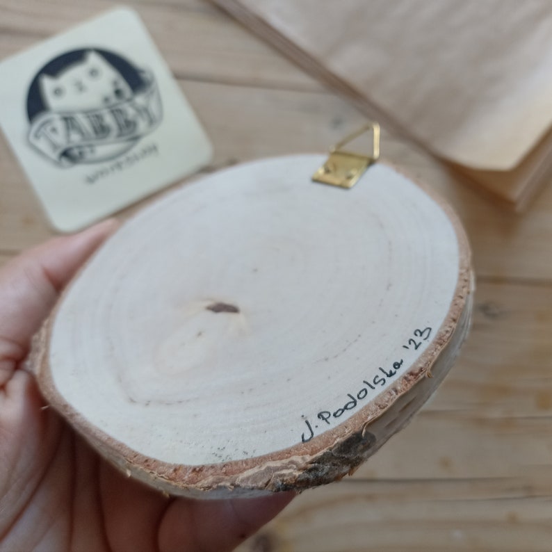 Honey Bee, Original Art on a Birch Wood Slice, Hand-painted Gift, Cute Souvenir image 6