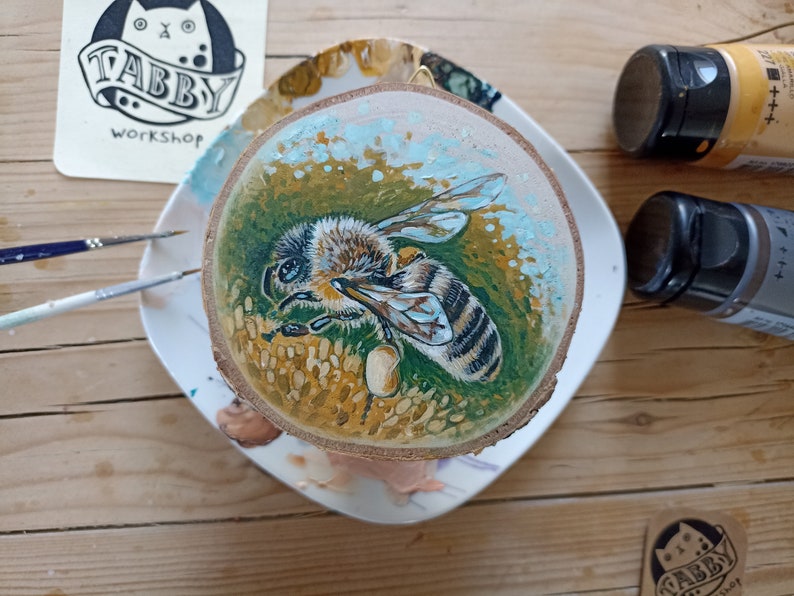 Honey Bee, Original Art on a Birch Wood Slice, Hand-painted Gift, Cute Souvenir image 7