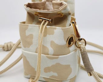 Bolsa para premios para perros con dispensador / Cleo Up Beige Champagne Leopard Print / Bolsa para pasear perros