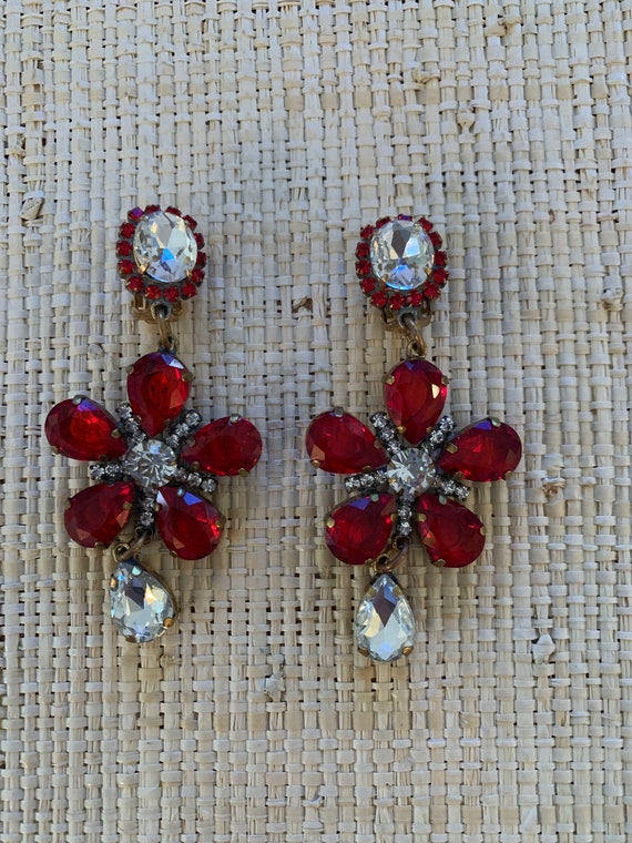 Vintage unbranded red and clear crystal drop dang… - image 1