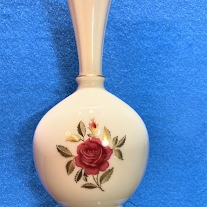 8&quot; Inch Lenox Bud Flower Vase, Ivory Porcelain with 24Kt Gold Trim and Solitary Rose