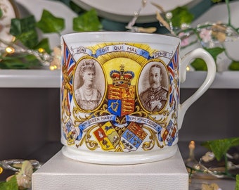 Antik silverjubileumsmugg från kung George V och drottning Mary - 1935 kungliga memorabilia