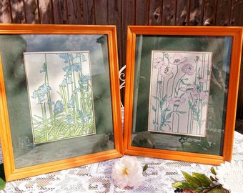 Vintage Pair of framed flower prints, ready to hang.