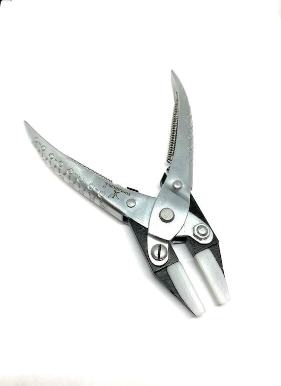 Parallel Action Flat Nose Smooth Jaw Pliers 5-1/2 -140mm with Spring