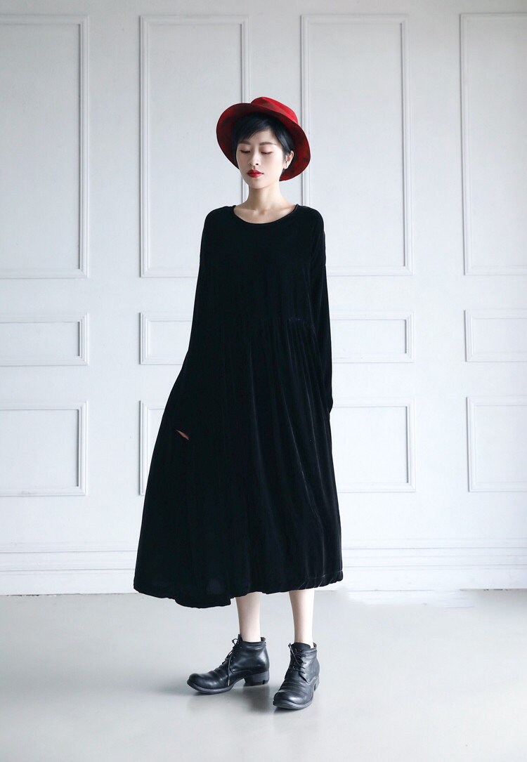 womens midi velvet dress