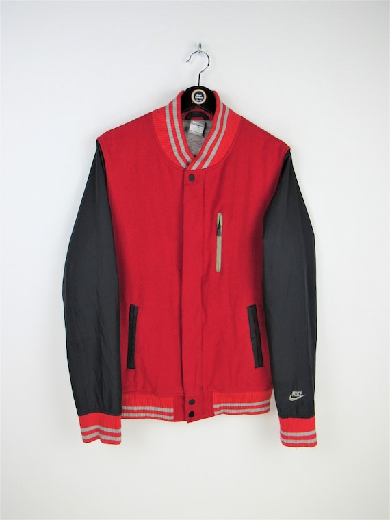 Nike sports top jackets online