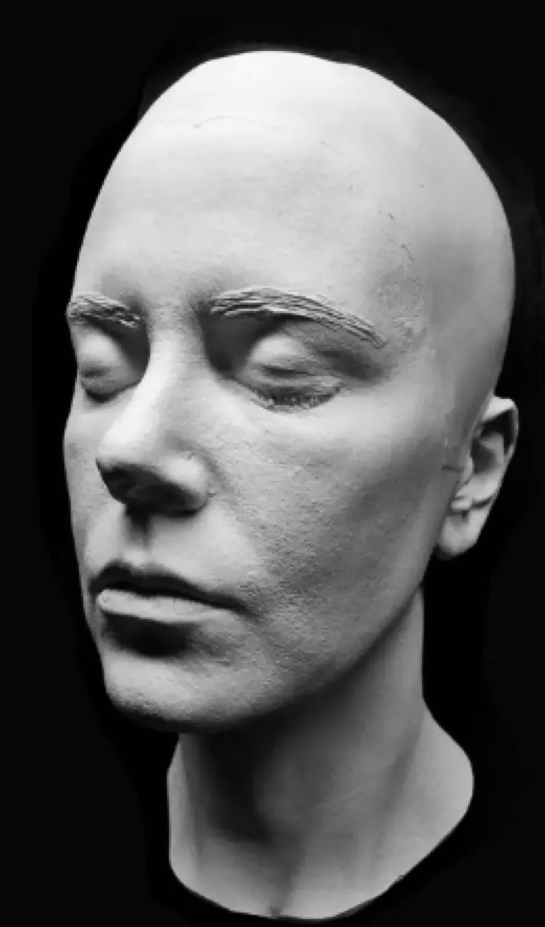 Nicole Kidman Life Cast, Face Cast, Life Size 11. Cast in White