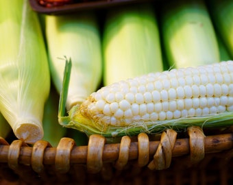 USA SELLER How Sweet It Is White Sweet Corn - 25 Heirloom Seeds (Zea mays)