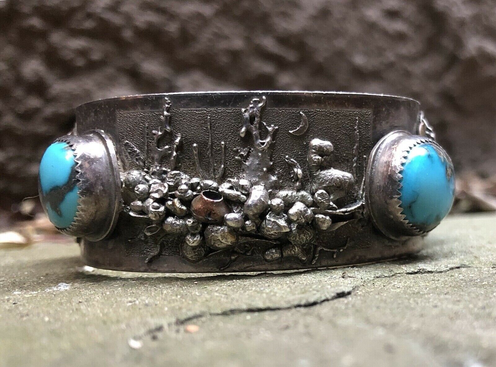 INCREDIBLE Vintage Navajo Turquoise Sterling Silver Bracelet