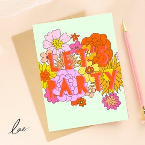 LET'S PARTY wenskaart - Verjaardagsfeestje, jaren '70 geïnspireerd, groovy madeliefje bloemenprint Illustratie, psychedelisch, feest, kleurclash.