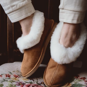 Yeti Handcrafted New Men Women Ladies Sheepskin Moccassin Boot Slippers  Made from 100% Just Fur Lined unique gift present idea eco shearling